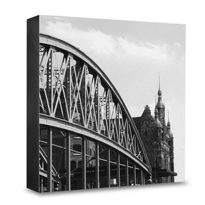 COGNOSCO - Holzblock Hamburg - Kornhausbrücke