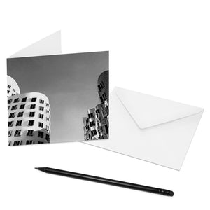 Mache jemandem eine Freude und verschicke eine COGNOSCO Klappkarte mit Umschlag mit dem Motiv: Düsseldorf - Neuer Zollhof