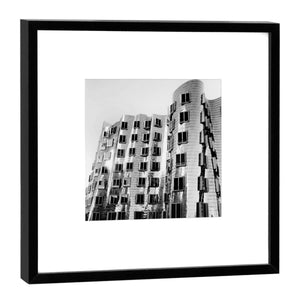 COGNOSCO - Fine Art Print im Rahmen - Düsseldorf - Neuer Zollhof (III)