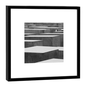 COGNOSCO - Fine Art Print im Rahmen - Berlin - Holocaust-Denkmal